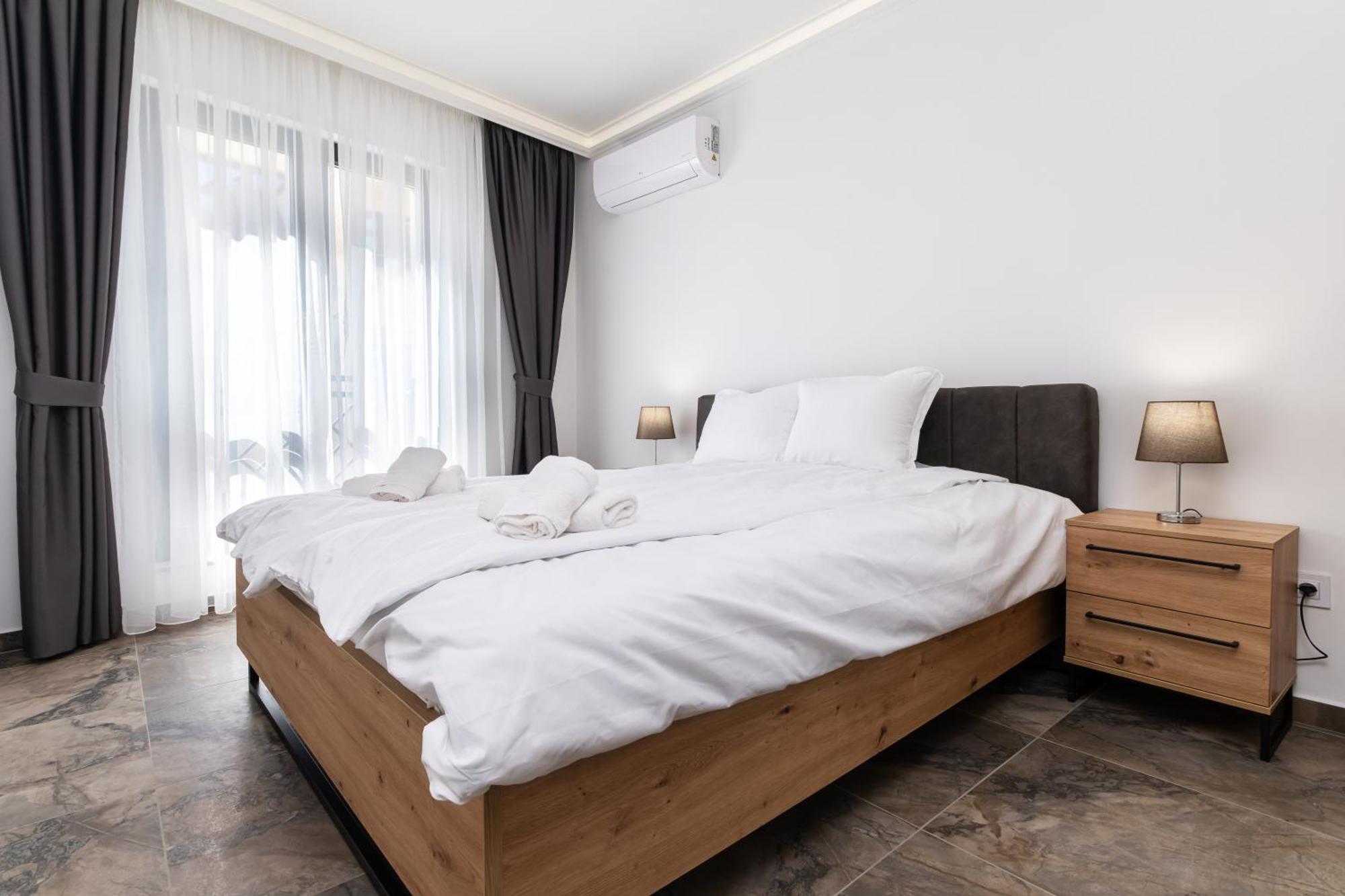 Modern 1-Bedroom Apartments プロヴディフ エクステリア 写真