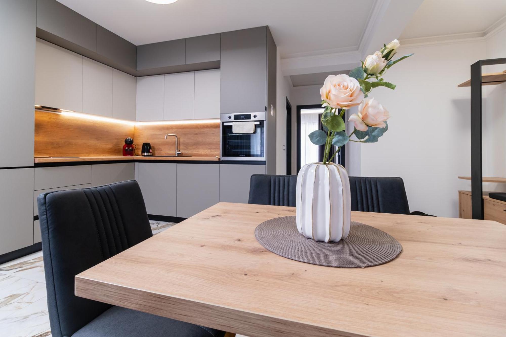 Modern 1-Bedroom Apartments プロヴディフ エクステリア 写真