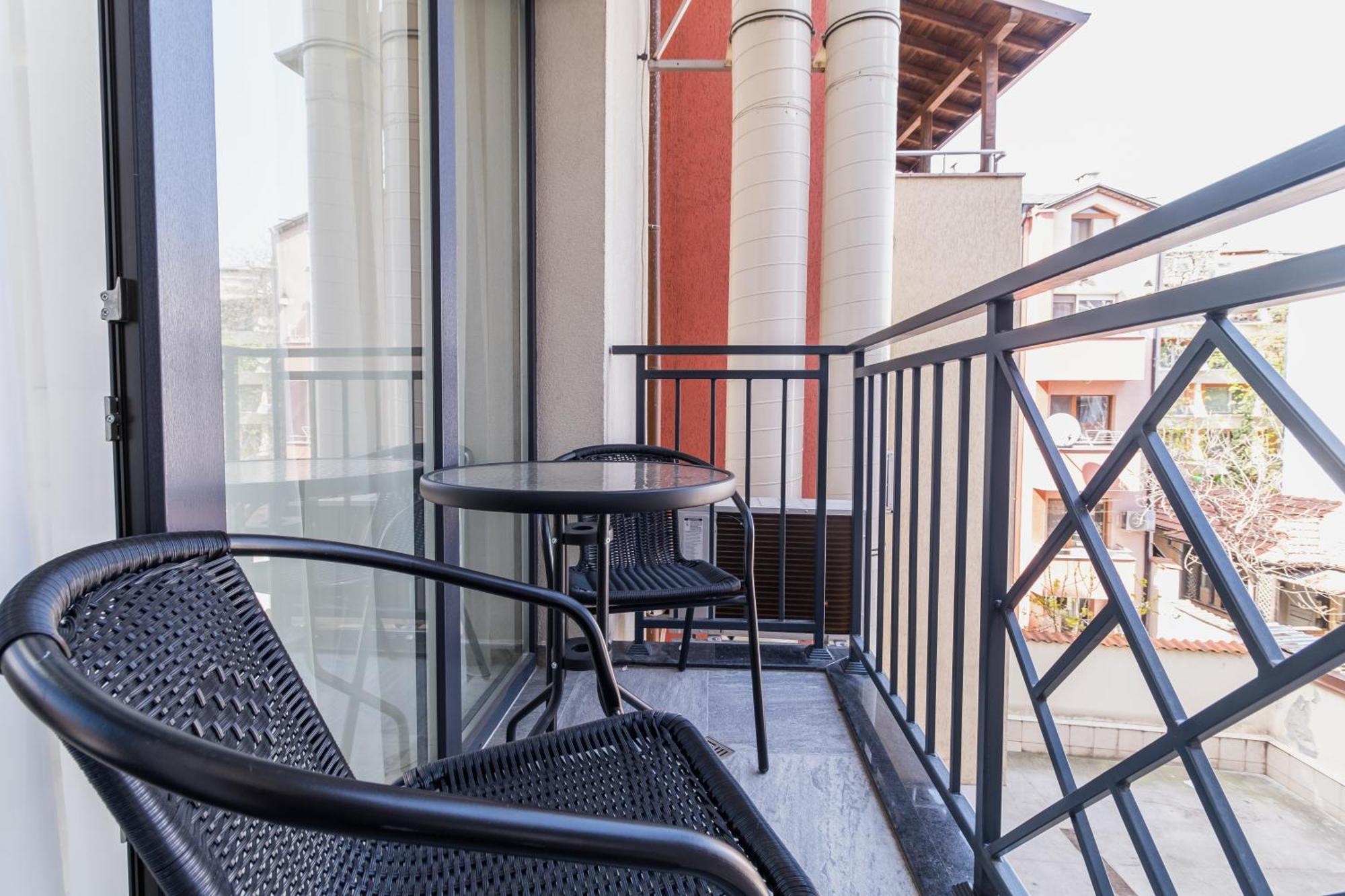 Modern 1-Bedroom Apartments プロヴディフ エクステリア 写真