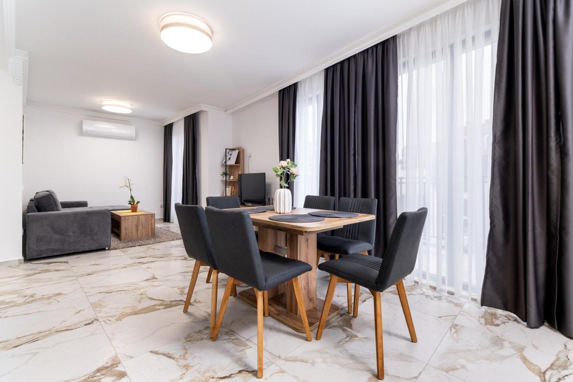 Modern 1-Bedroom Apartments プロヴディフ エクステリア 写真