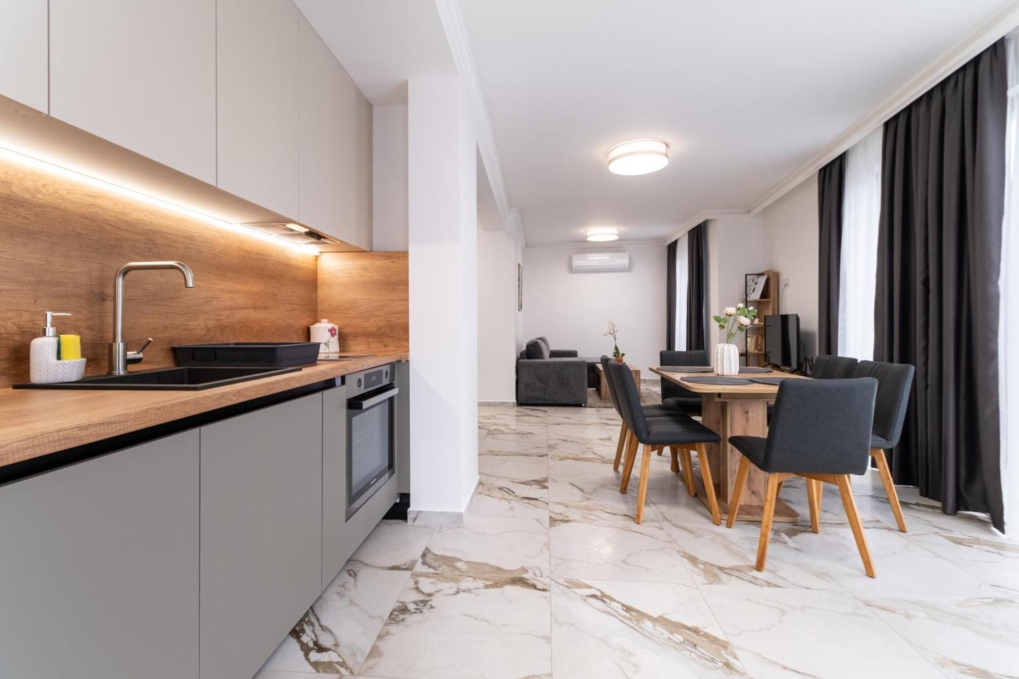 Modern 1-Bedroom Apartments プロヴディフ エクステリア 写真
